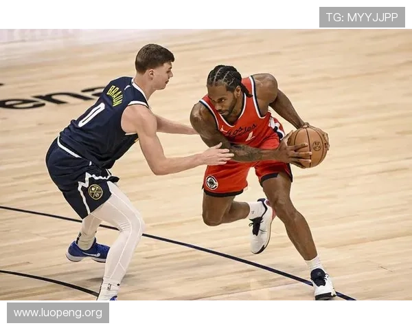 伦纳德领衔快船末节逆转活塞