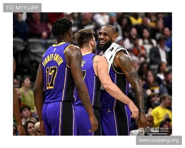 雷迪克盛赞东契奇 里弗斯谈球权分配