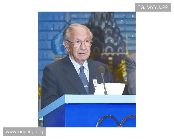西班牙俱乐部出席萨马兰奇追思会